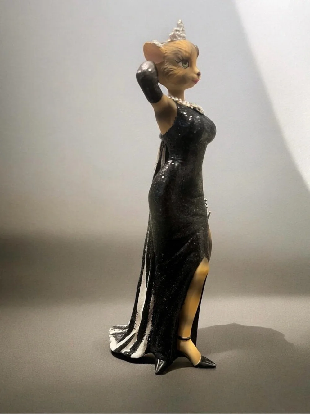 Margaret Le Van Alley CatsHollywood Katty GolightlyFigurine.